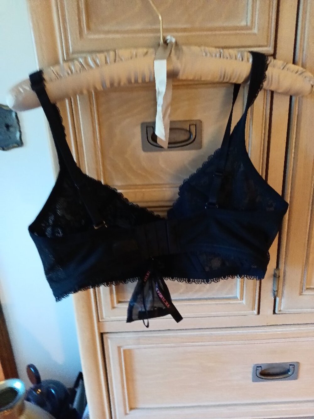VS Victoria's Secret Large No Wire Black Lace Bustier Bra NWOT 2011